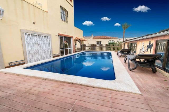 4 slaapkamer Bungalow te koop in Albir, Alfaz del Pi / L'Alfàs del Pi met zwembad garage - € 464.000 (Ref: 9596049)