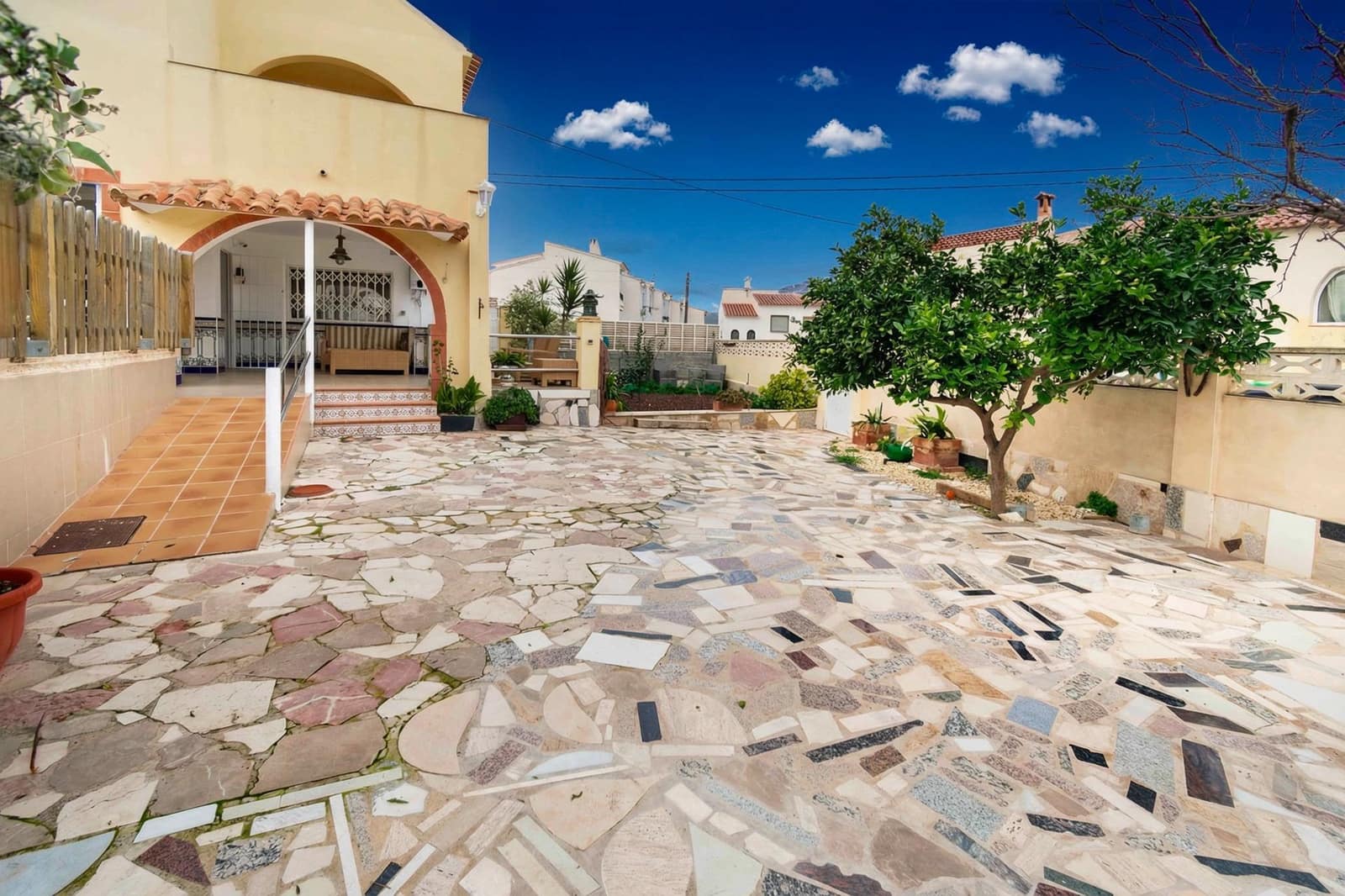 Bungalow de 4 habitaciones en Albir en venta con piscina garaje - 447.000 € (Ref: 9596049)