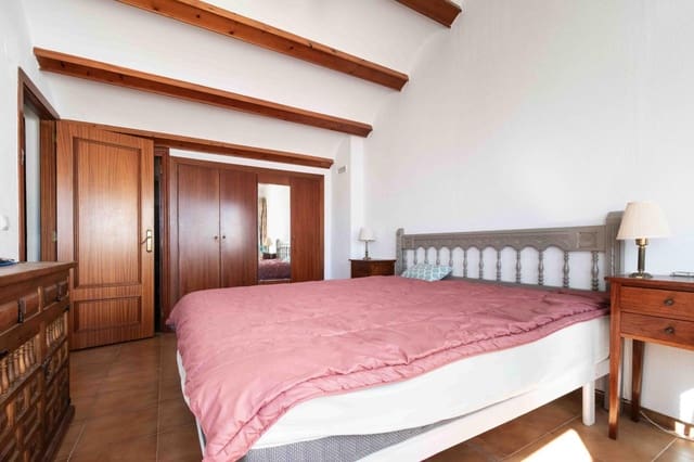 Adosado de 4 habitaciones en Alfaz del Pi / L'Alfàs del Pi en venta con piscina garaje - 347.500 € (Ref: 9615368)