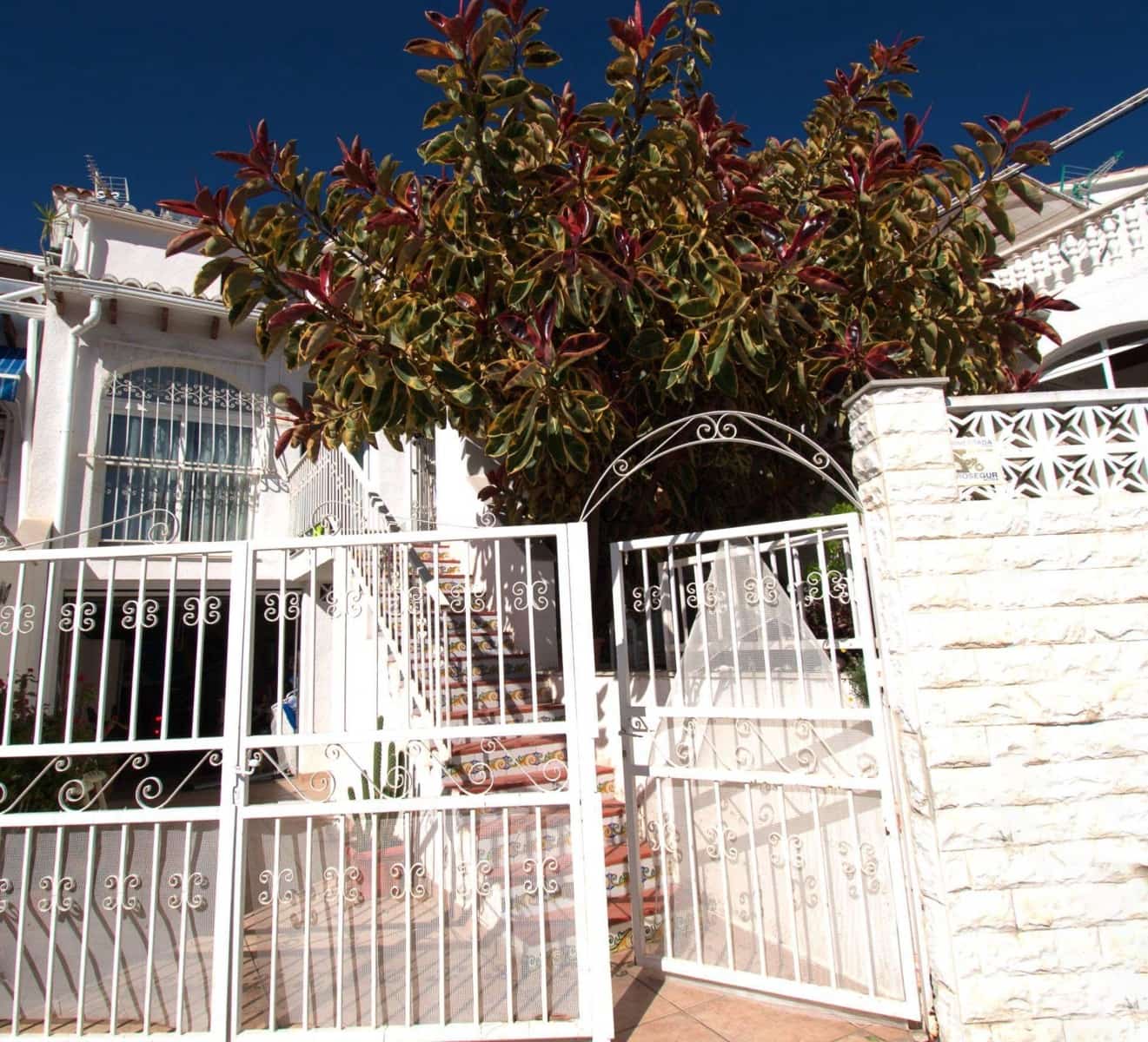 4 bedroom Terraced Villa for sale in Alfaz del Pi / L'Alfas del Pi with pool garage - € 347,500 (Ref: 9615368)