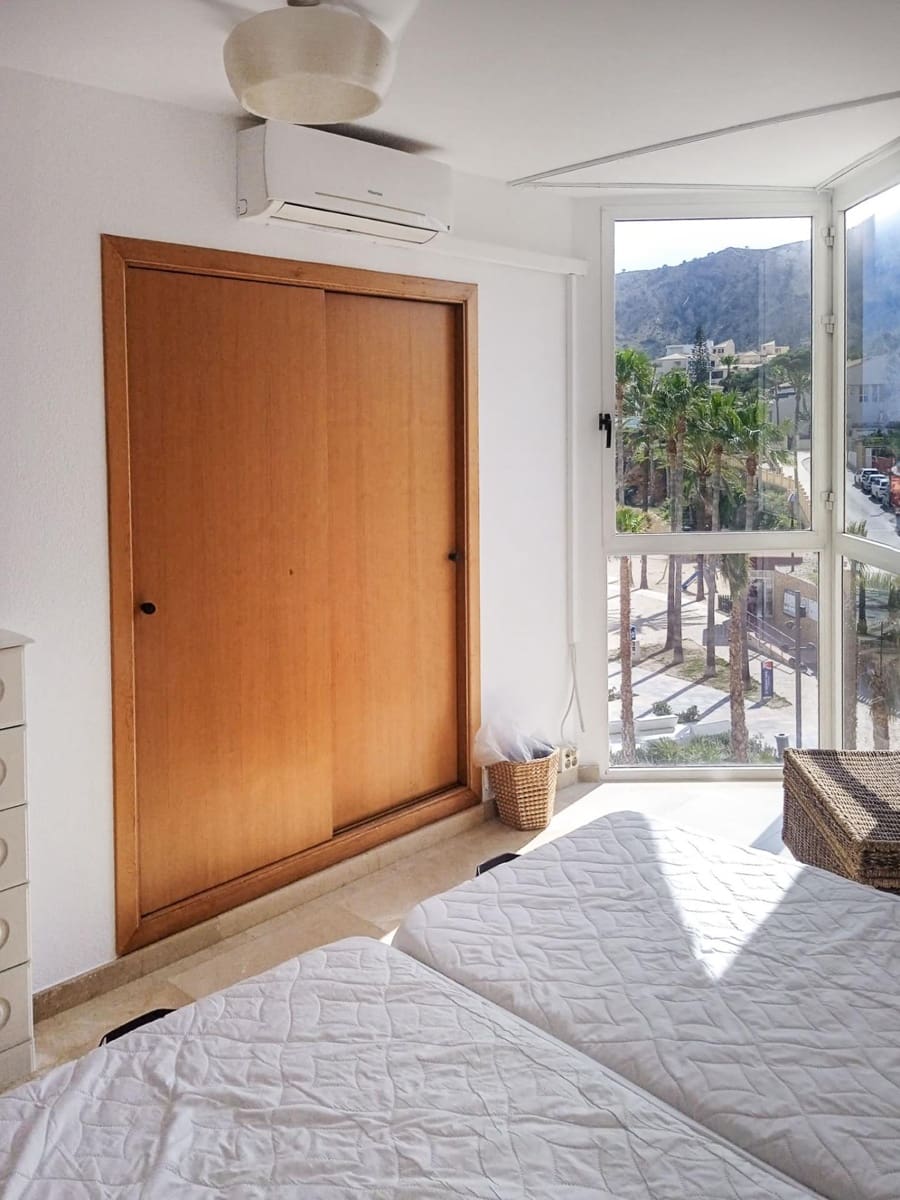 2 soveværelse Lejlighed til leje i Alfaz del Pi / L'Alfas del Pi med swimmingpool - € 1.500 (Ref: 9637502)