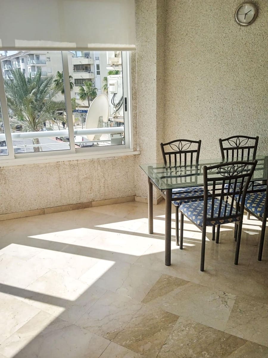 2 soveværelse Lejlighed til leje i Alfaz del Pi / L'Alfas del Pi med swimmingpool - € 1.500 (Ref: 9637502)