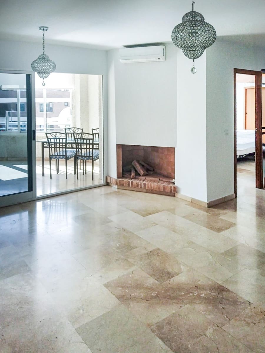 2 soveværelse Lejlighed til leje i Alfaz del Pi / L'Alfas del Pi med swimmingpool - € 1.500 (Ref: 9637502)