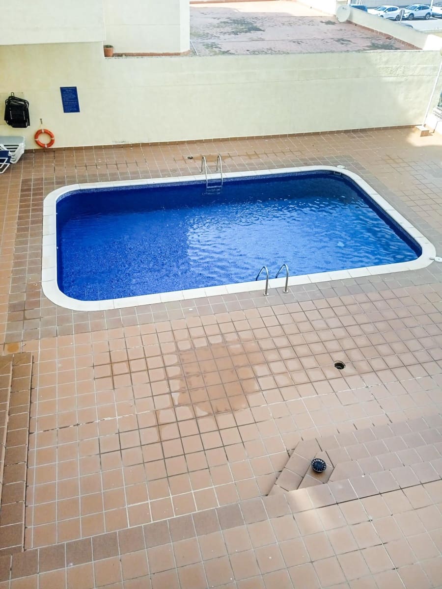 2 soveværelse Lejlighed til leje i Alfaz del Pi / L'Alfas del Pi med swimmingpool - € 1.500 (Ref: 9637502)