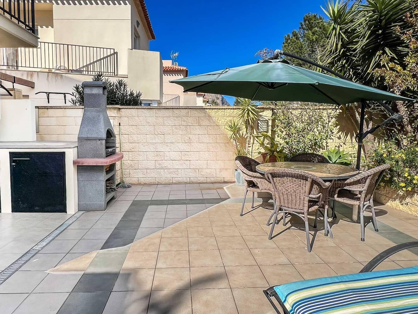 2 makuuhuone Huvila myytävänä paikassa La Nucia - 385 000 € (Ref: 9648056)