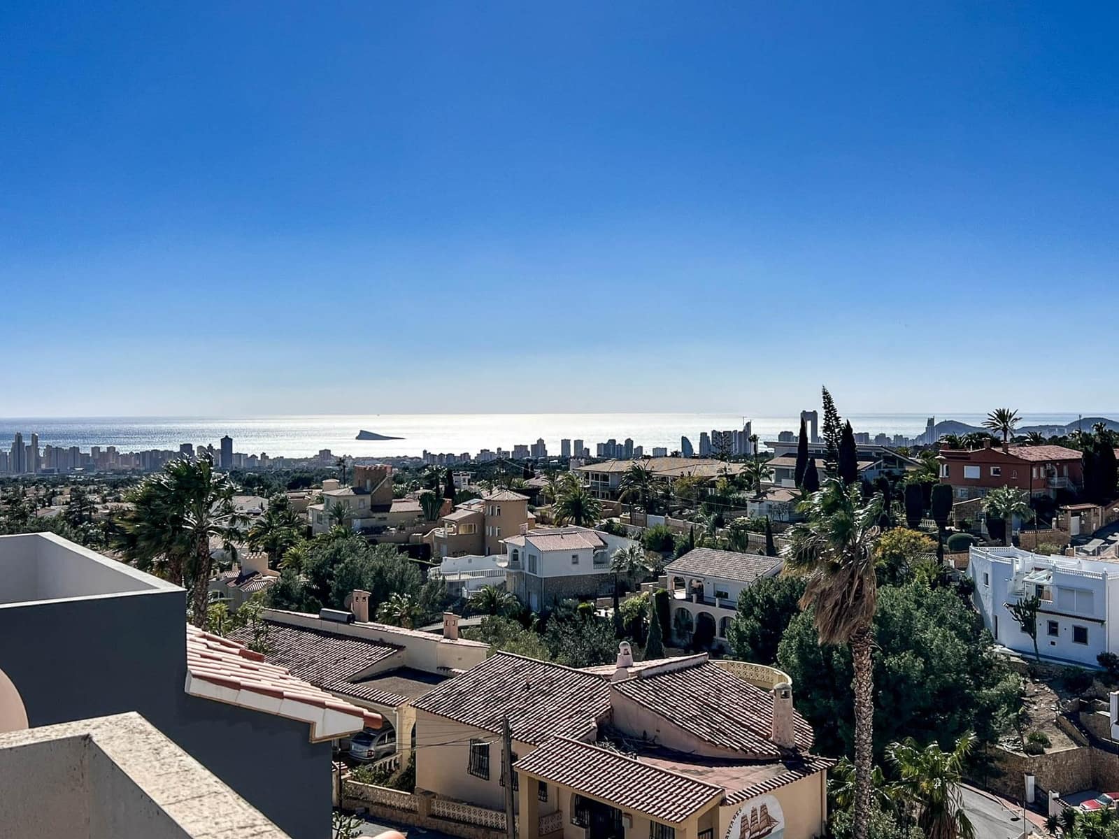 2 bedroom Villa for sale in La Nucia - € 385,000 (Ref: 9648056)