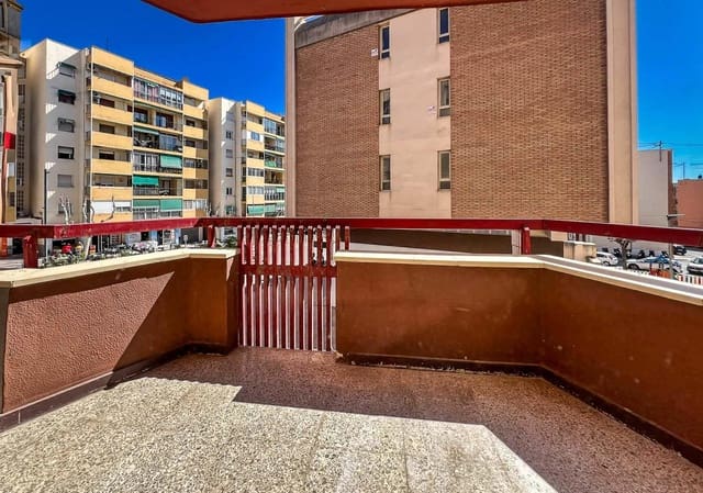 Apartamento de 3 habitaciones en Alfaz del Pi / L'Alfàs del Pi en venta - 195.000 € (Ref: 9719852)