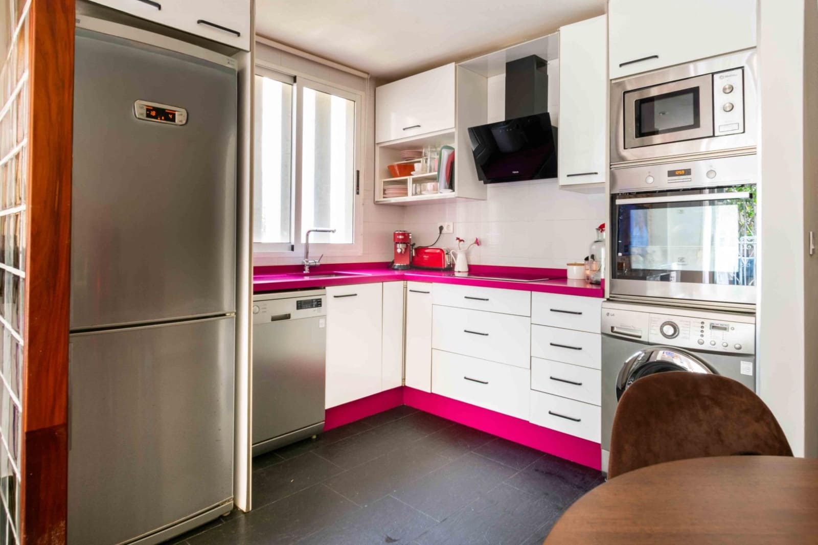 1 bedroom Beach Apartment for rent in Albir with pool - € 1,100 (Ref: 9719853)