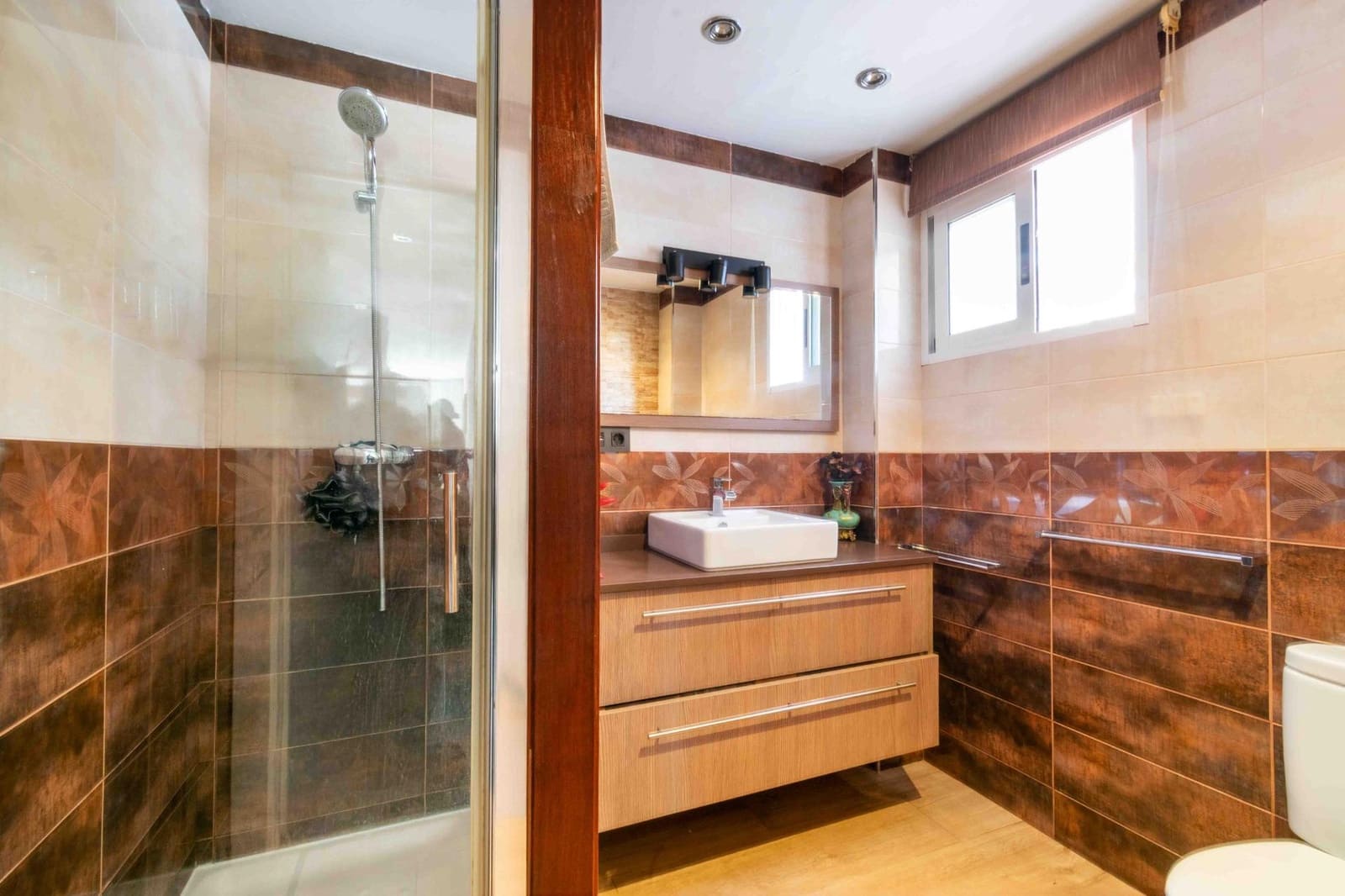 1 bedroom Beach Apartment for rent in Albir with pool - € 1,100 (Ref: 9719853)