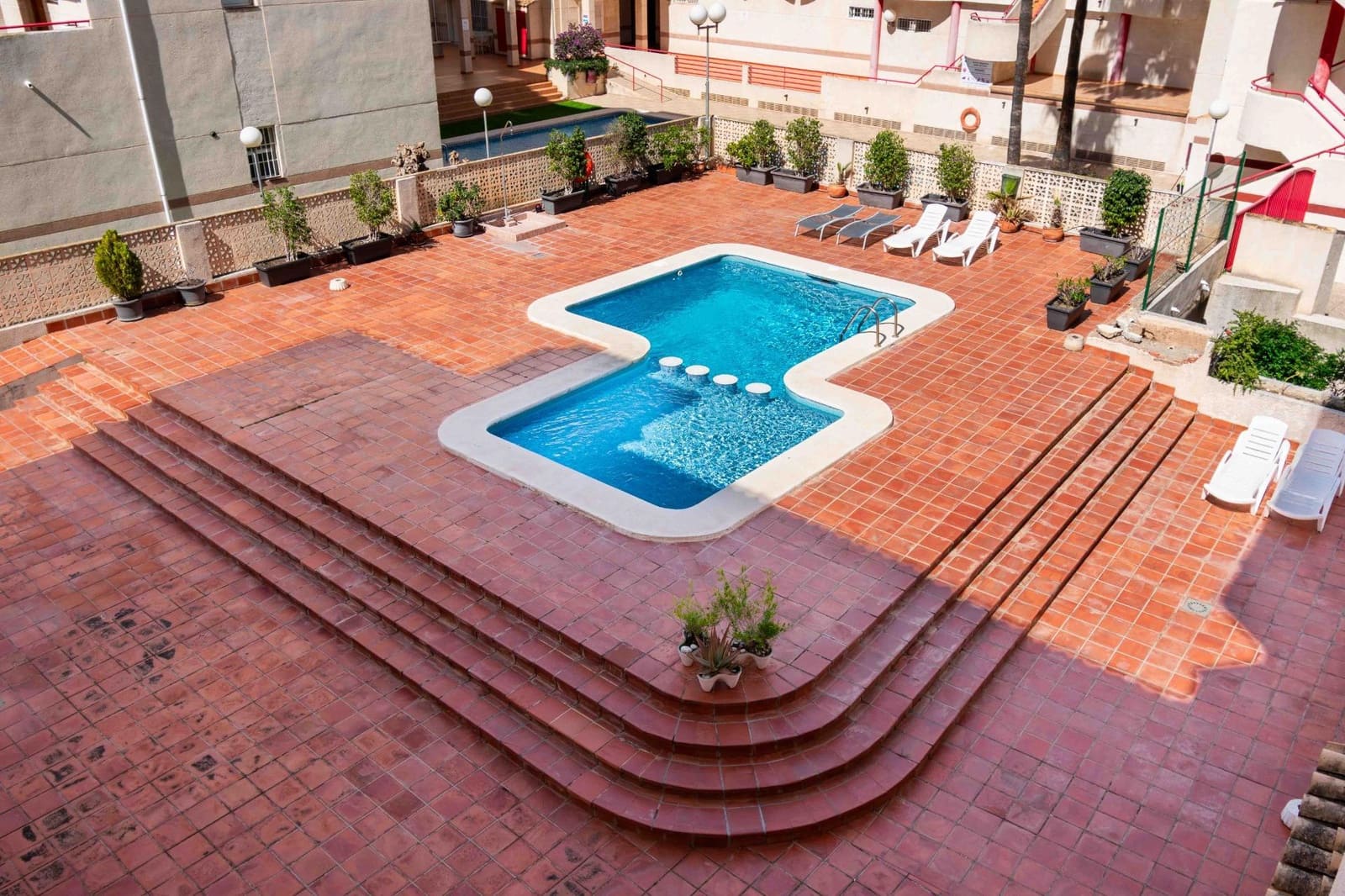 1 bedroom Beach Apartment for rent in Albir with pool - € 1,100 (Ref: 9719853)