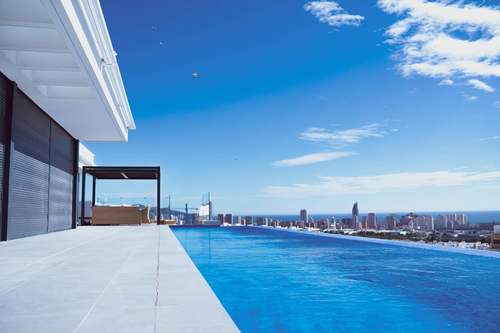 5 bedroom Villa for sale in Finestrat with pool garage - € 2,650,000 (Ref: 9726602)