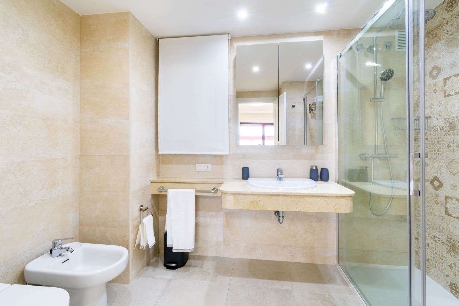 1 bedroom Apartment for rent in Albir with pool - € 1,350 (Ref: 9761932)