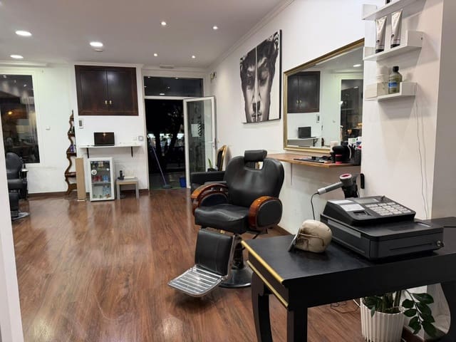 Yritys vuokrattavana paikassa Altea - 650 € (Ref: 9783078)