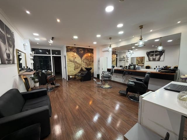 Yritys vuokrattavana paikassa Altea - 650 € (Ref: 9783078)