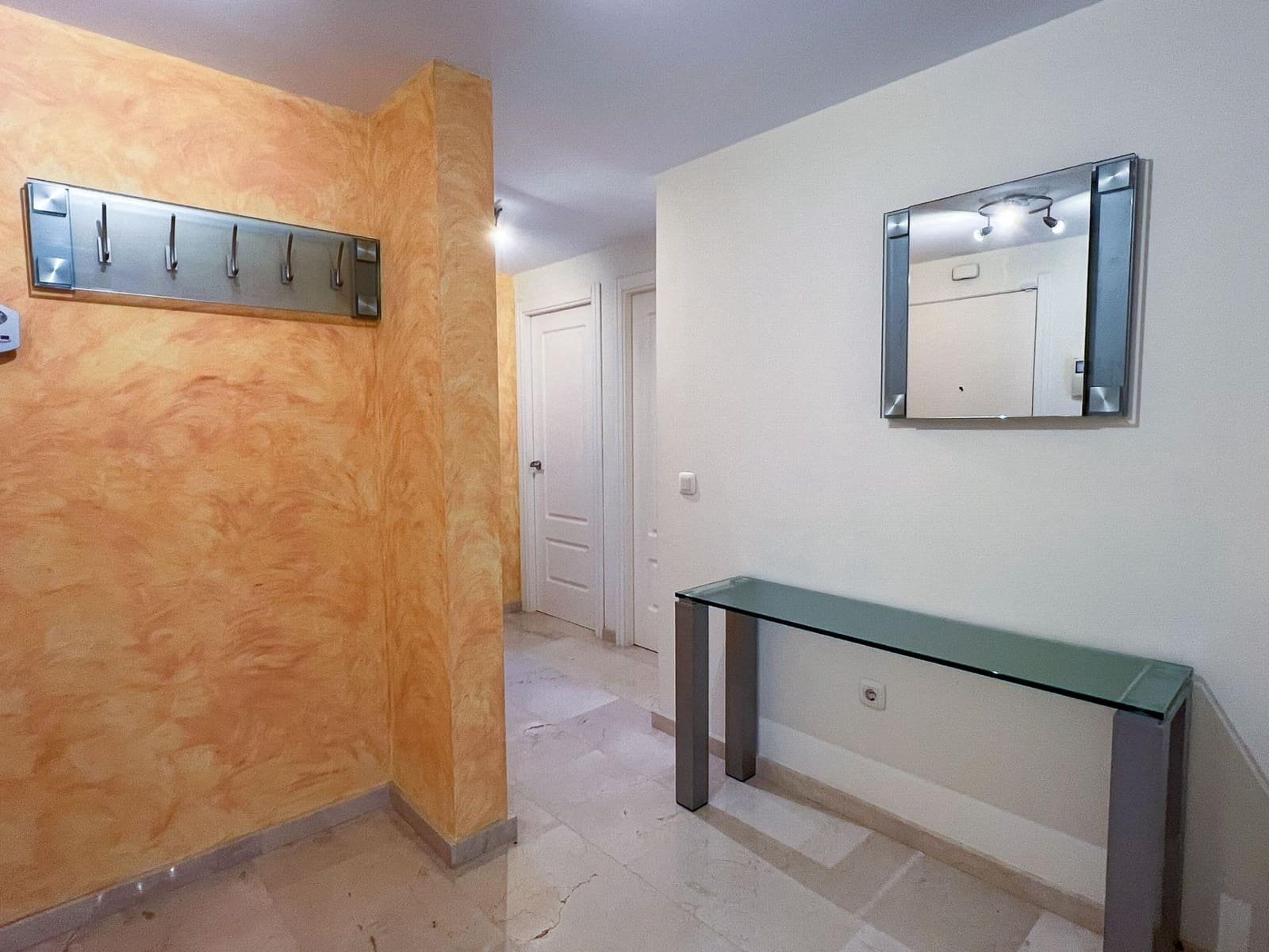 2 slaapkamer Appartement te huur in Finestrat met zwembad garage - € 1.350 (Ref: 9825203)