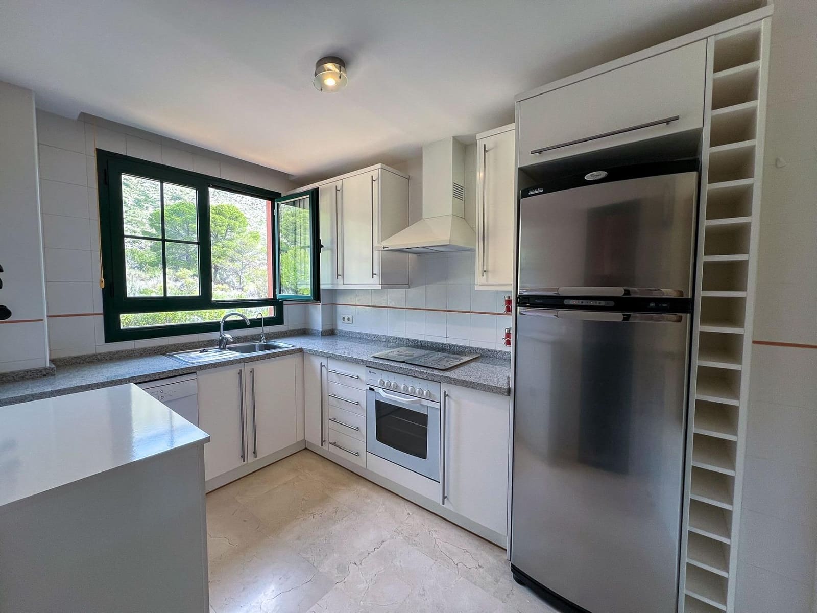 2 slaapkamer Appartement te huur in Finestrat met zwembad garage - € 1.350 (Ref: 9825203)