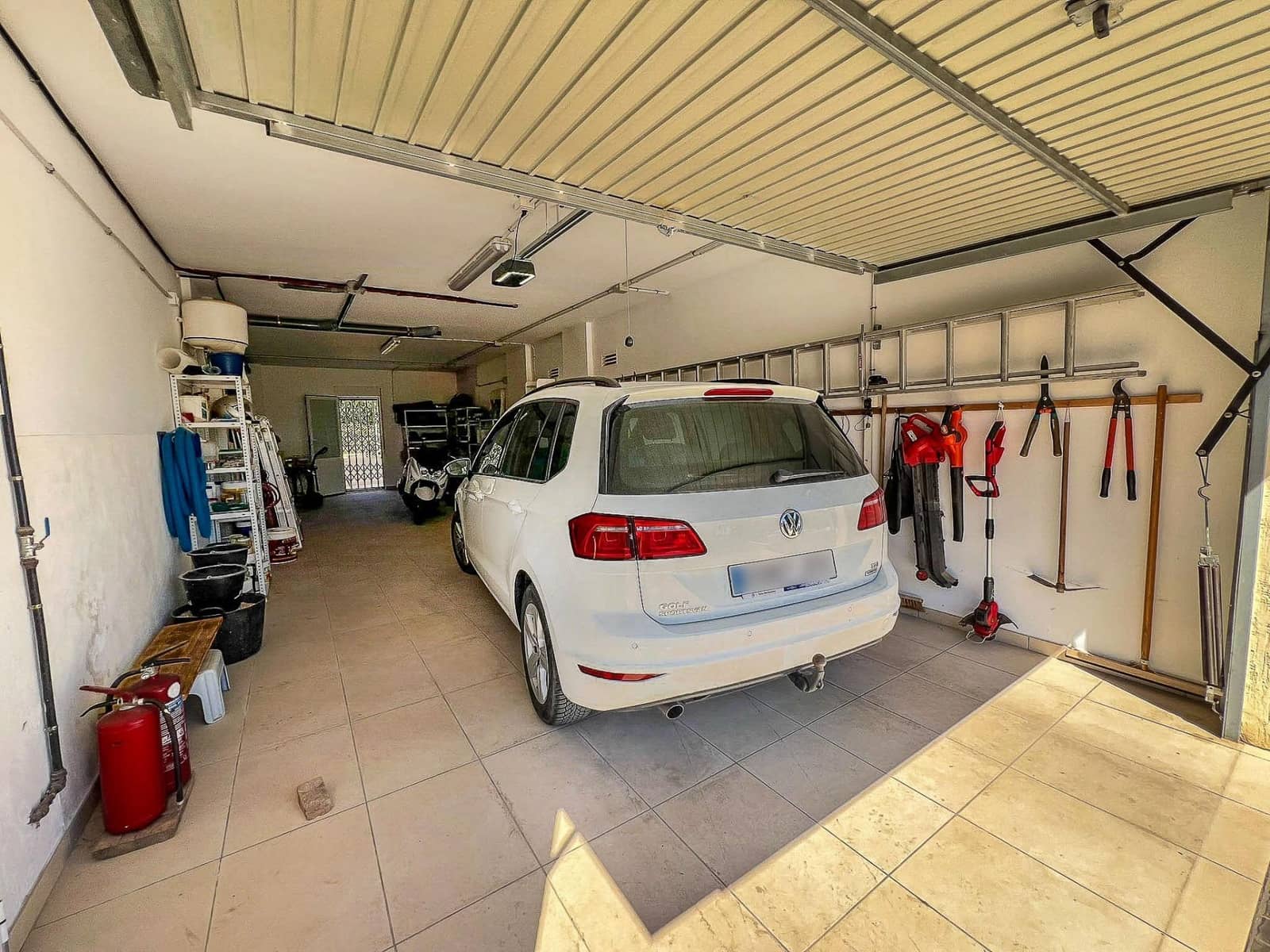 4 makuuhuone Huvila myytävänä paikassa La Nucia mukana uima-altaan 
autotalli - 1 150 000 € (Ref: 9831309)