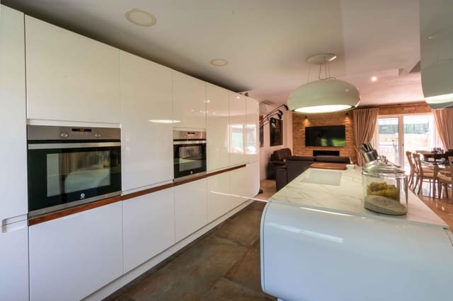 3 soveværelse Rækkehus til salg i Albir, Alfaz del Pi / L'Alfàs del Pi med swimmingpool garage - € 449.000 (Ref: 9833610)