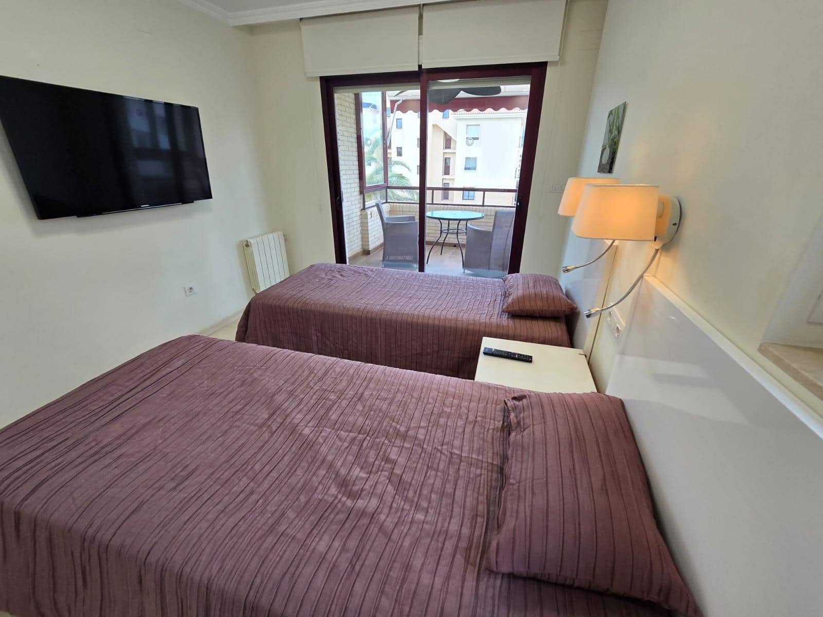 1 quarto Apartamento para arrendar em Albir com piscina - 1 350 € (Ref: 9855393)