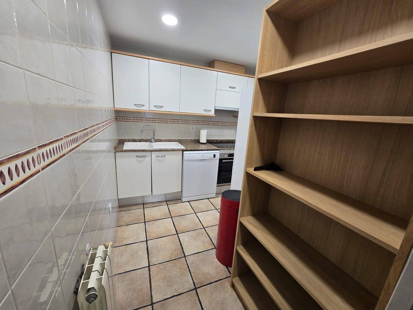 1 quarto Apartamento para arrendar em Albir com piscina - 1 350 € (Ref: 9855393)