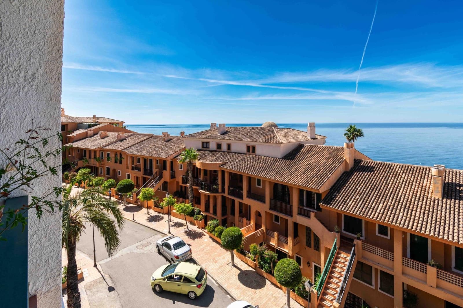 2 bedroom Apartment for sale in Altea with pool garage - € 350,000 (Ref: 9866950)