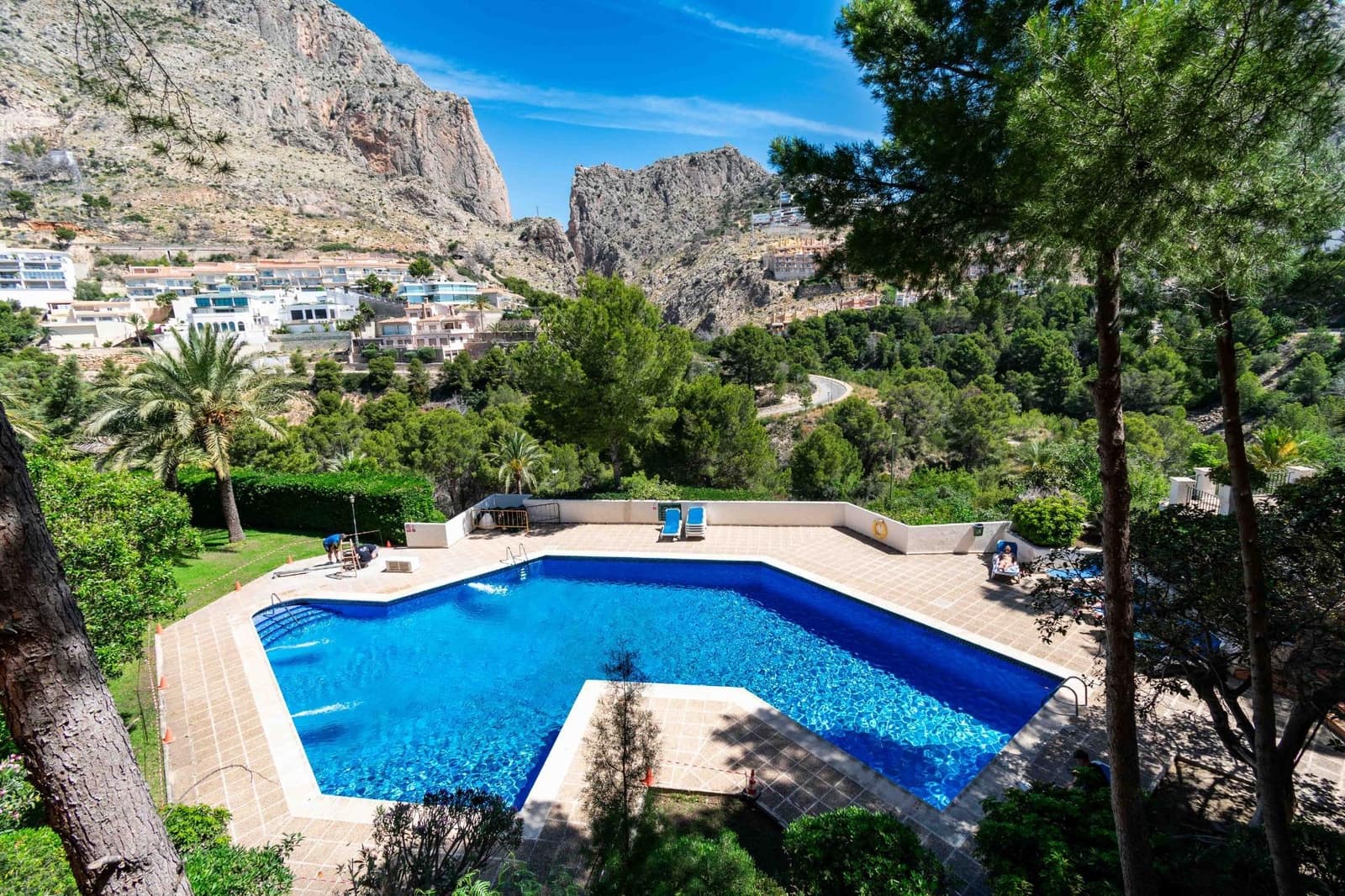 2 bedroom Apartment for sale in Altea with pool garage - € 350,000 (Ref: 9866950)