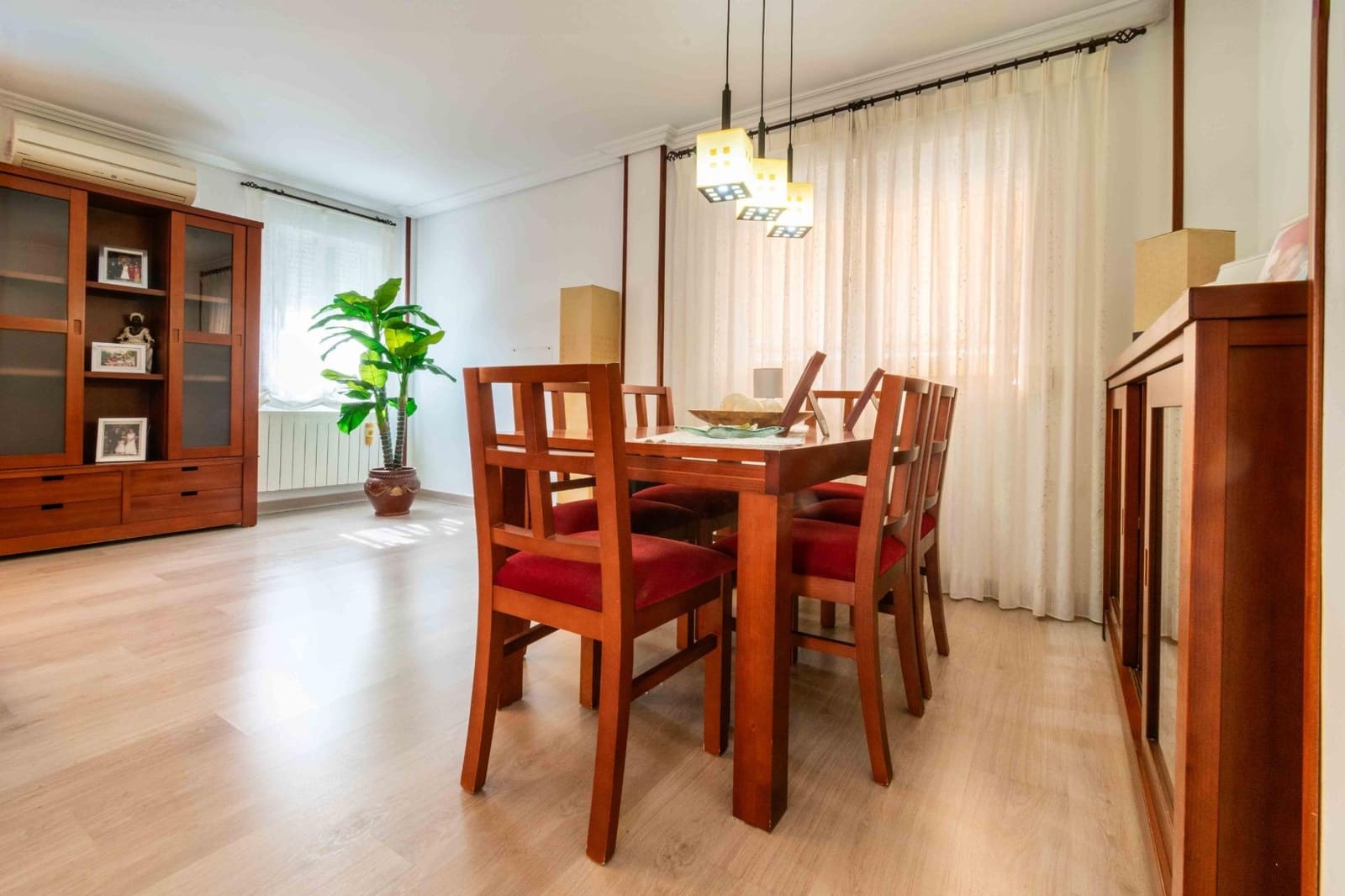 4 quarto Moradia para venda em La Nucia com piscina garagem - 549 000 € (Ref: 9881893)