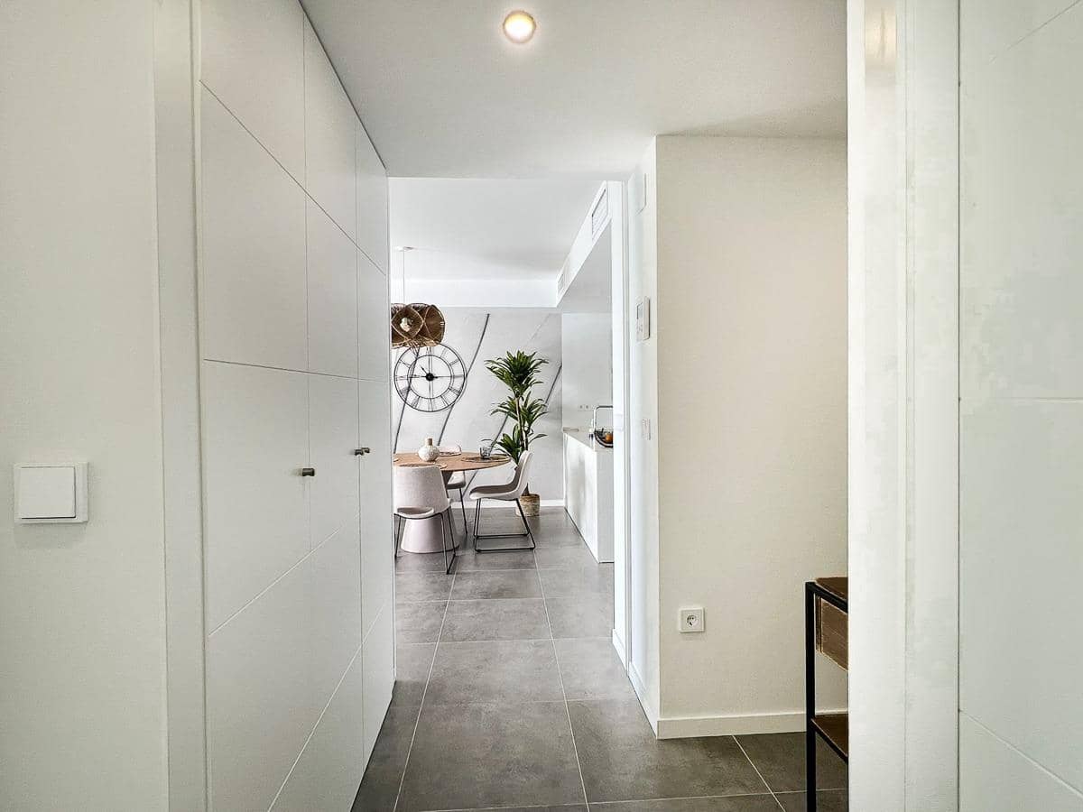 Apartamento de 2 habitaciones en Finestrat en venta con piscina garaje - 450.000 € (Ref: 9903866)