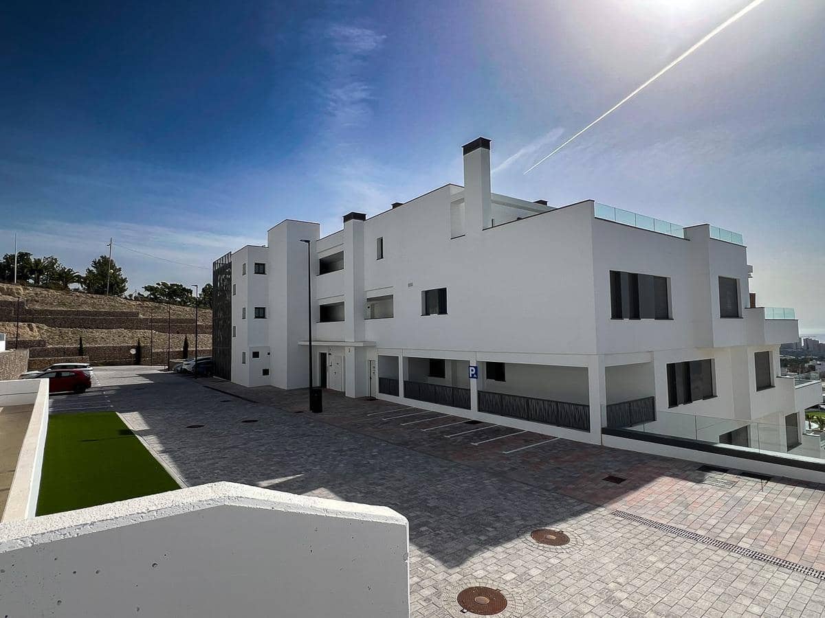 Apartamento de 2 habitaciones en Finestrat en venta con piscina garaje - 450.000 € (Ref: 9903866)