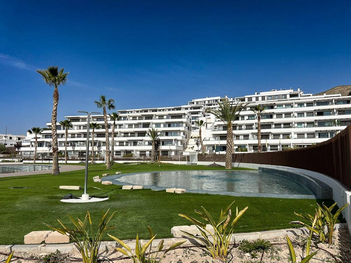 Apartamento de 2 habitaciones en Finestrat en venta con piscina garaje - 450.000 € (Ref: 9903866)