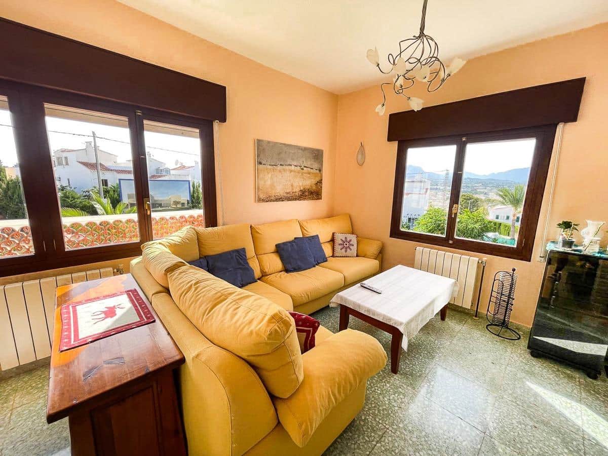 4 sypialnia Willa na sprzedaż w Alfaz del Pi / L'Alfas del Pi z basenem garażem - 950 000 € (Ref: 9915768)