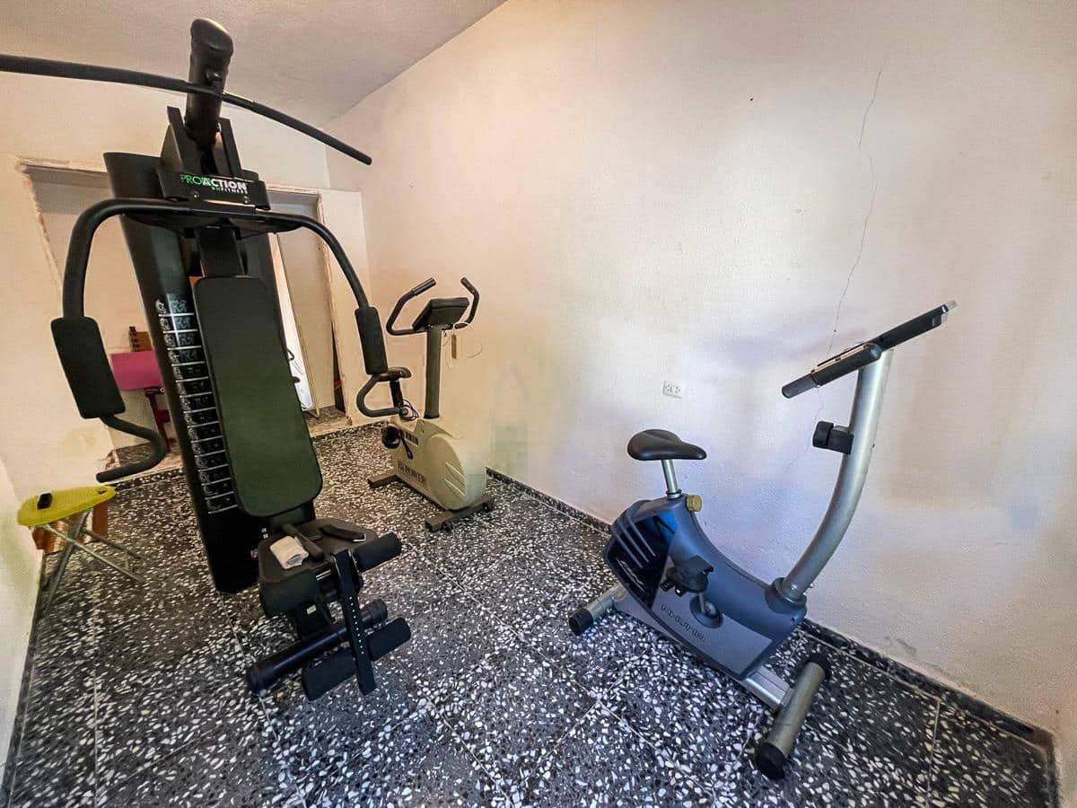 4 sypialnia Willa na sprzedaż w Alfaz del Pi / L'Alfas del Pi z basenem garażem - 950 000 € (Ref: 9915768)