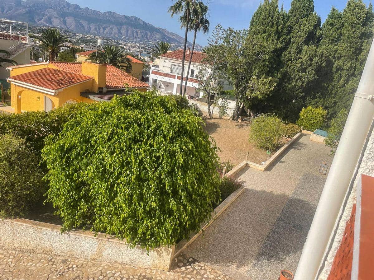 4 sypialnia Willa na sprzedaż w Alfaz del Pi / L'Alfas del Pi z basenem garażem - 950 000 € (Ref: 9915768)