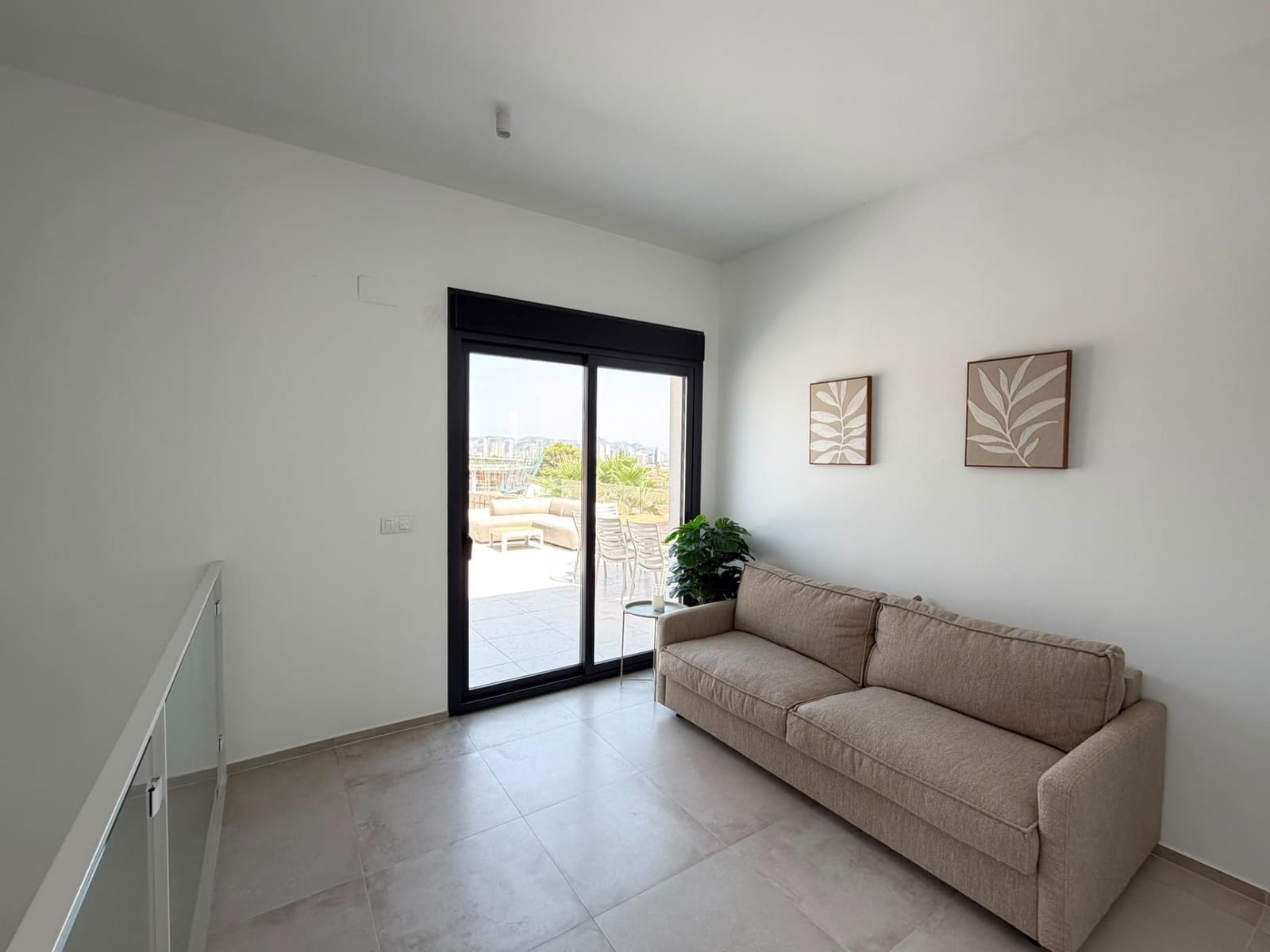 3 bedroom Villa for rent in Finestrat with pool - € 3,500 (Ref: 9973288)