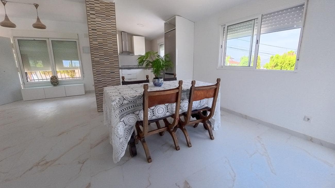 2 soverom Villa til leie i Albir med svømmebasseng garasje - € 3 000 (Ref: 9975377)