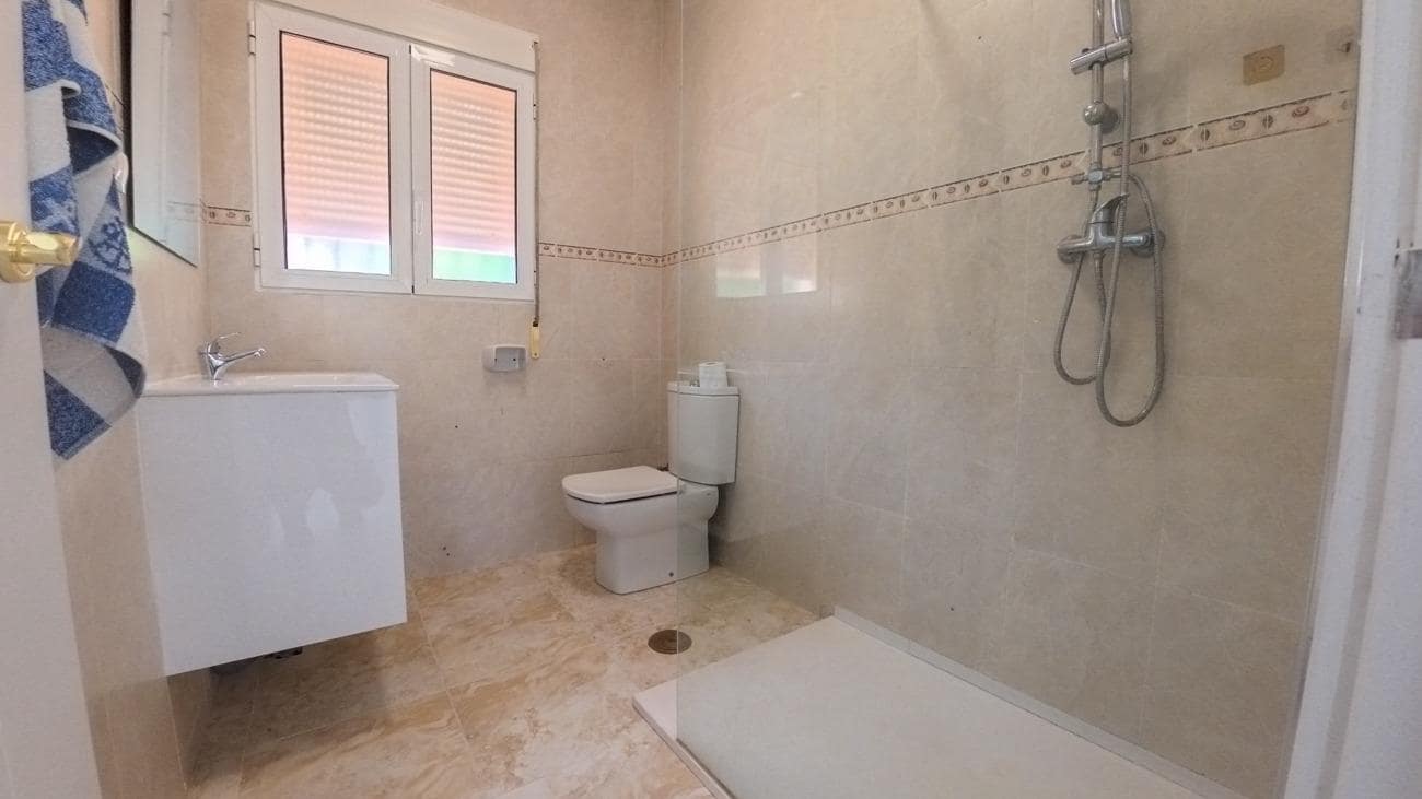 2 soverom Villa til leie i Albir med svømmebasseng garasje - € 3 000 (Ref: 9975377)