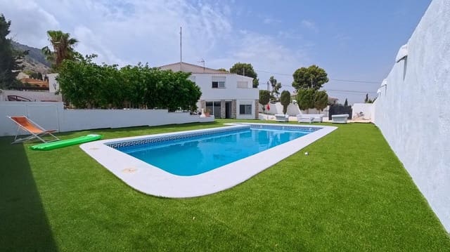 2 soverom Villa til leie i Albir, Alfaz del Pi / L'Alfàs del Pi med svømmebasseng garasje - € 3 000 (Ref: 9975377)