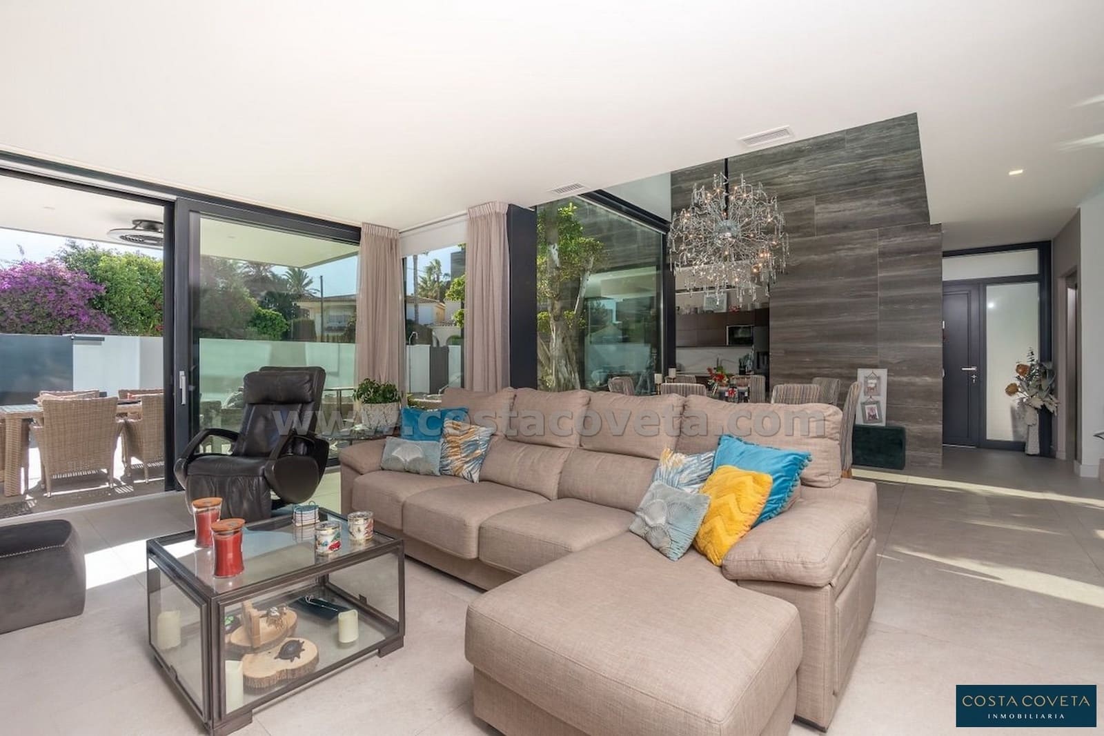 4 bedroom Villa for sale in Albir with pool garage - € 1,675,000 (Ref: 9462603)