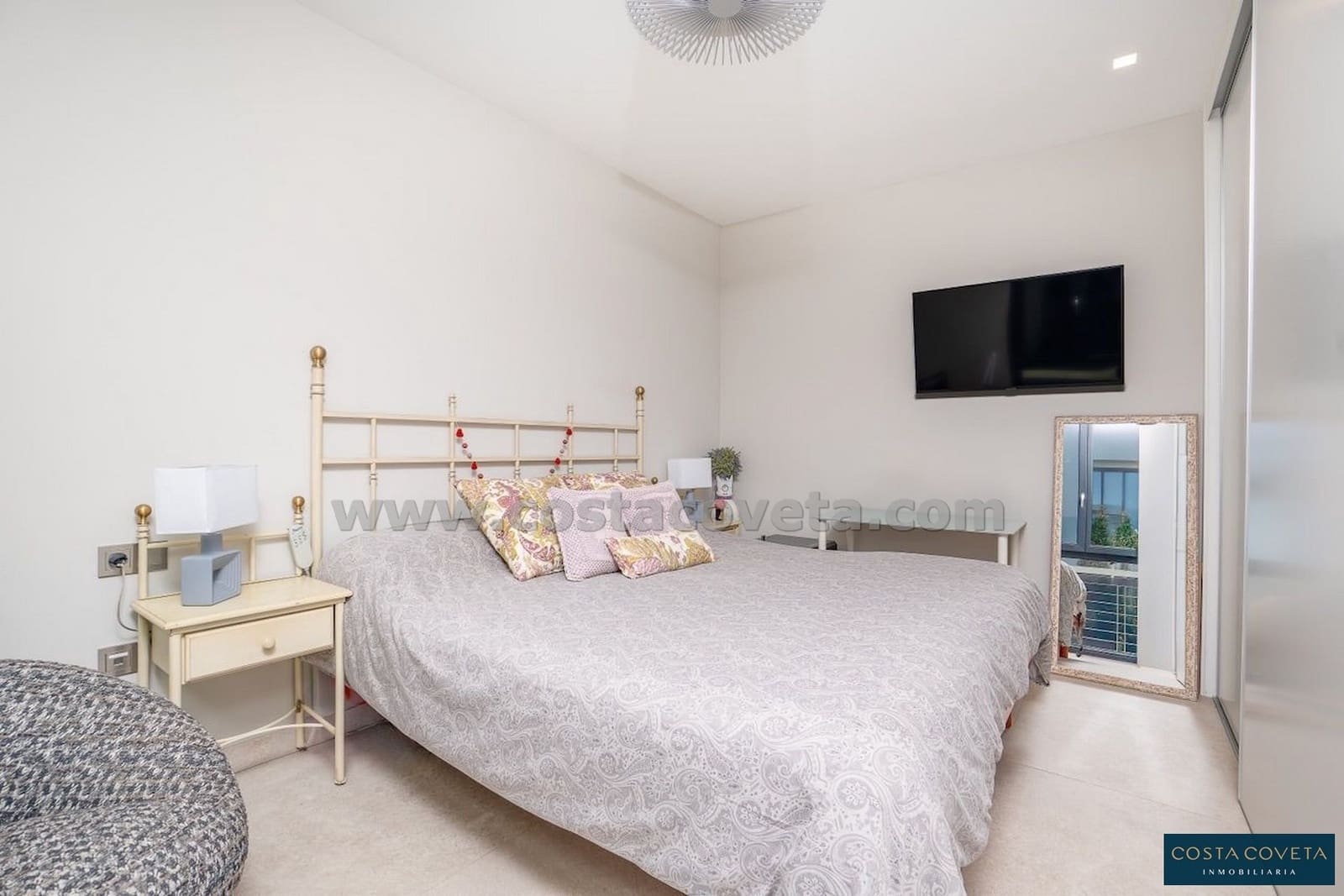 4 bedroom Villa for sale in Albir with pool garage - € 1,675,000 (Ref: 9462603)