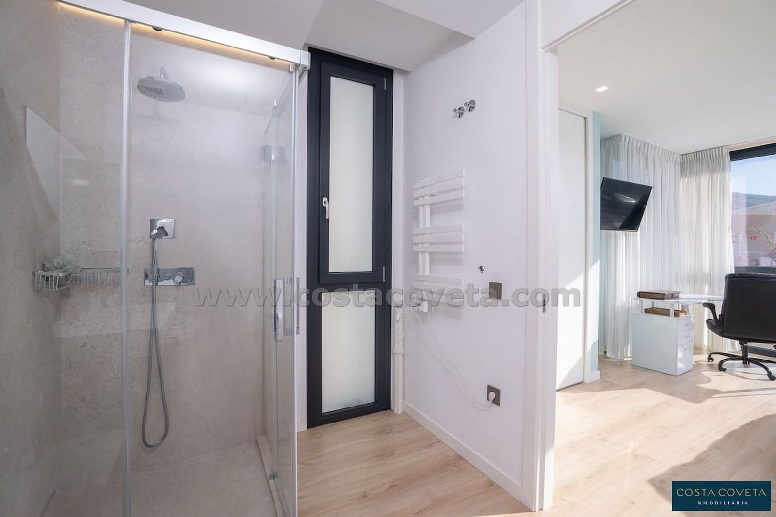 4 bedroom Villa for sale in Albir with pool garage - € 1,675,000 (Ref: 9462603)