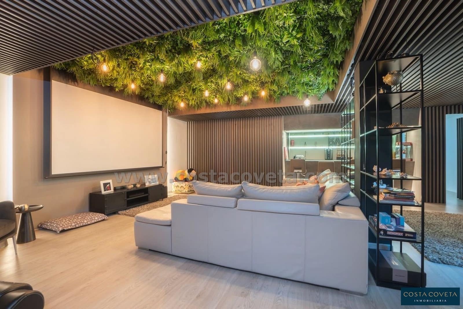 4 bedroom Villa for sale in Albir with pool garage - € 1,675,000 (Ref: 9462603)