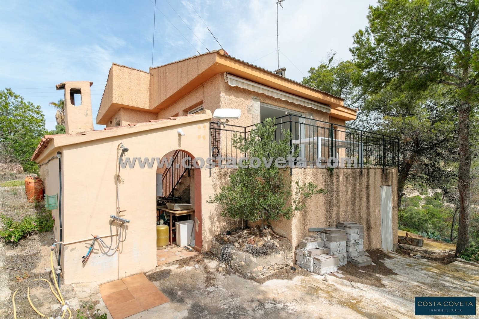 2 bedroom Villa for sale in Coveta Fuma with garage - € 370,000 (Ref: 9462604)