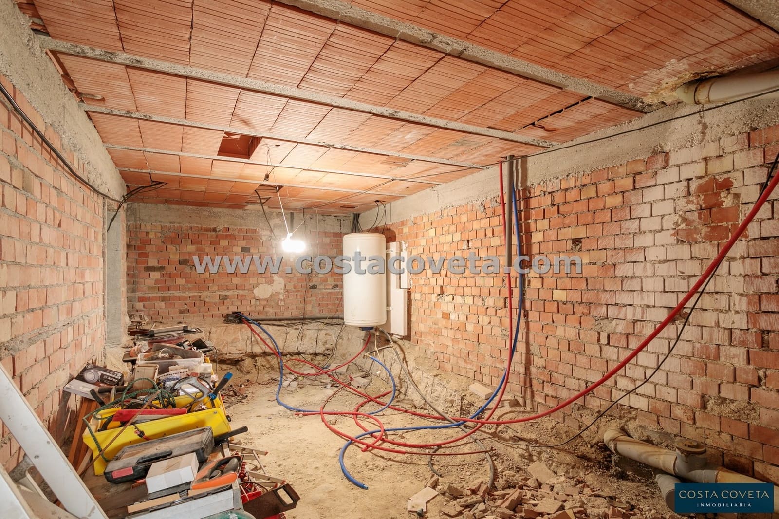 2 bedroom Villa for sale in Coveta Fuma with garage - € 370,000 (Ref: 9462604)