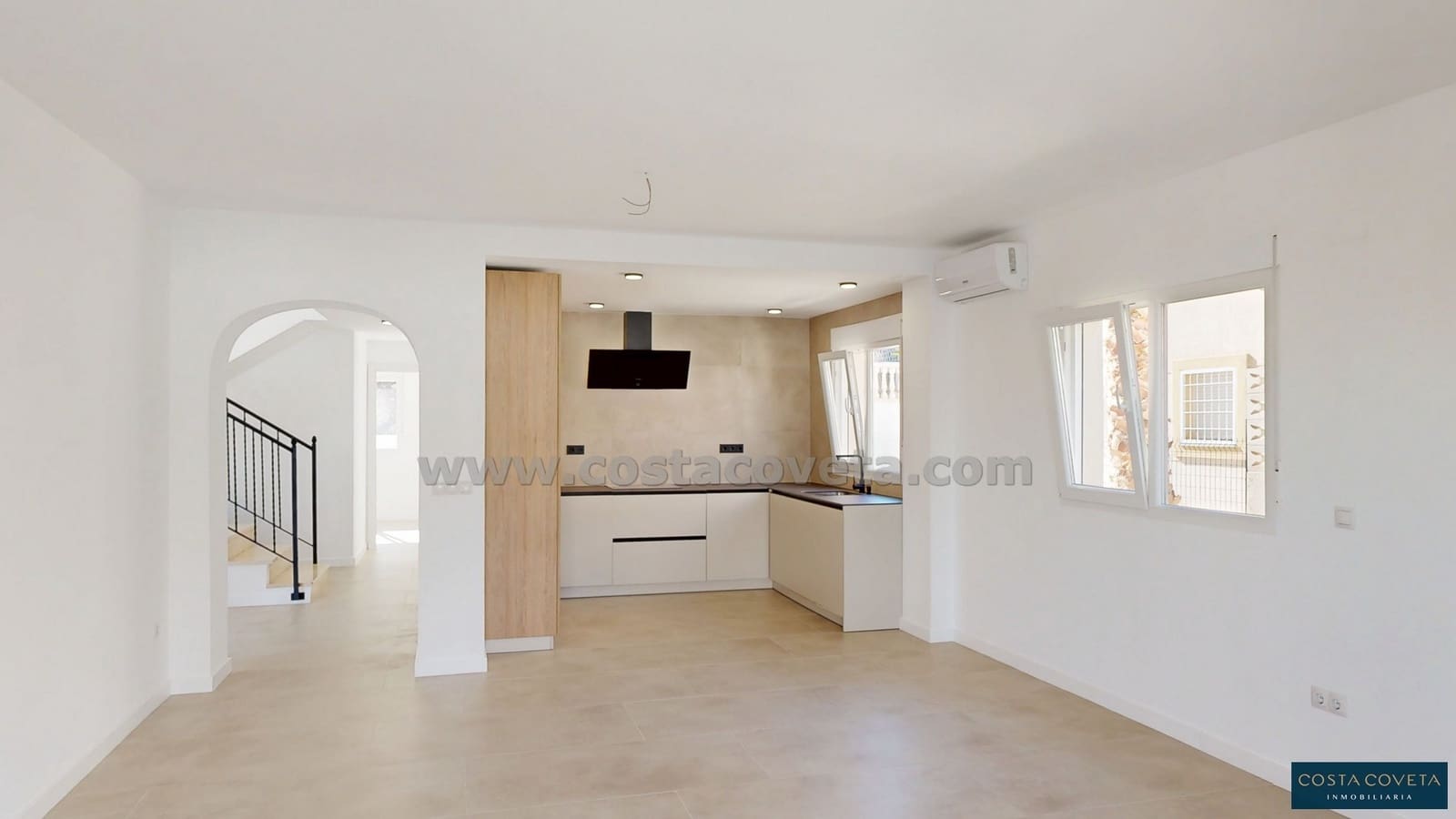 3 chambre Maison de Ville à vendre à El Campello avec garage - 550 000 € (Ref: 9462605)