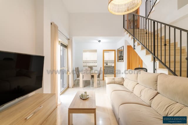 Pareado de 3 habitaciones en El Campello en venta con piscina - 357.500 € (Ref: 9462607)