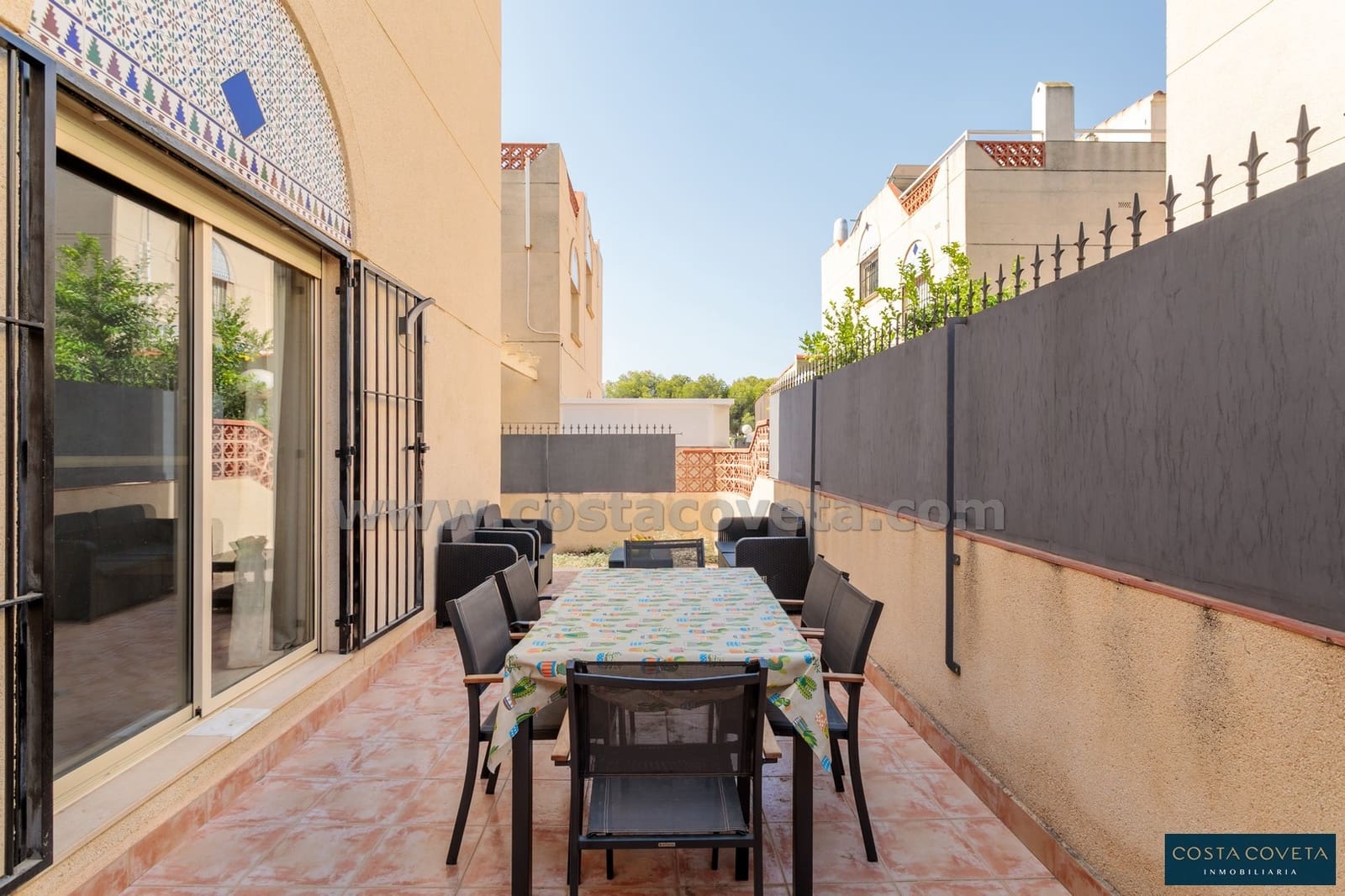 3 bedroom Semi-detached Villa for sale in El Campello with pool - € 357,500 (Ref: 9462607)