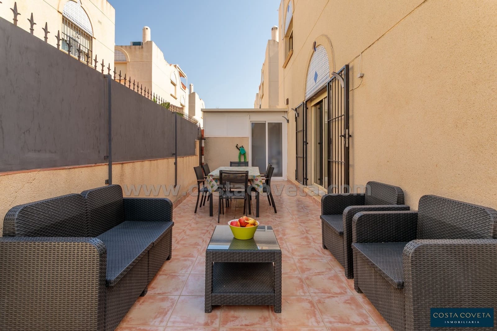 3 bedroom Semi-detached Villa for sale in El Campello with pool - € 357,500 (Ref: 9462607)