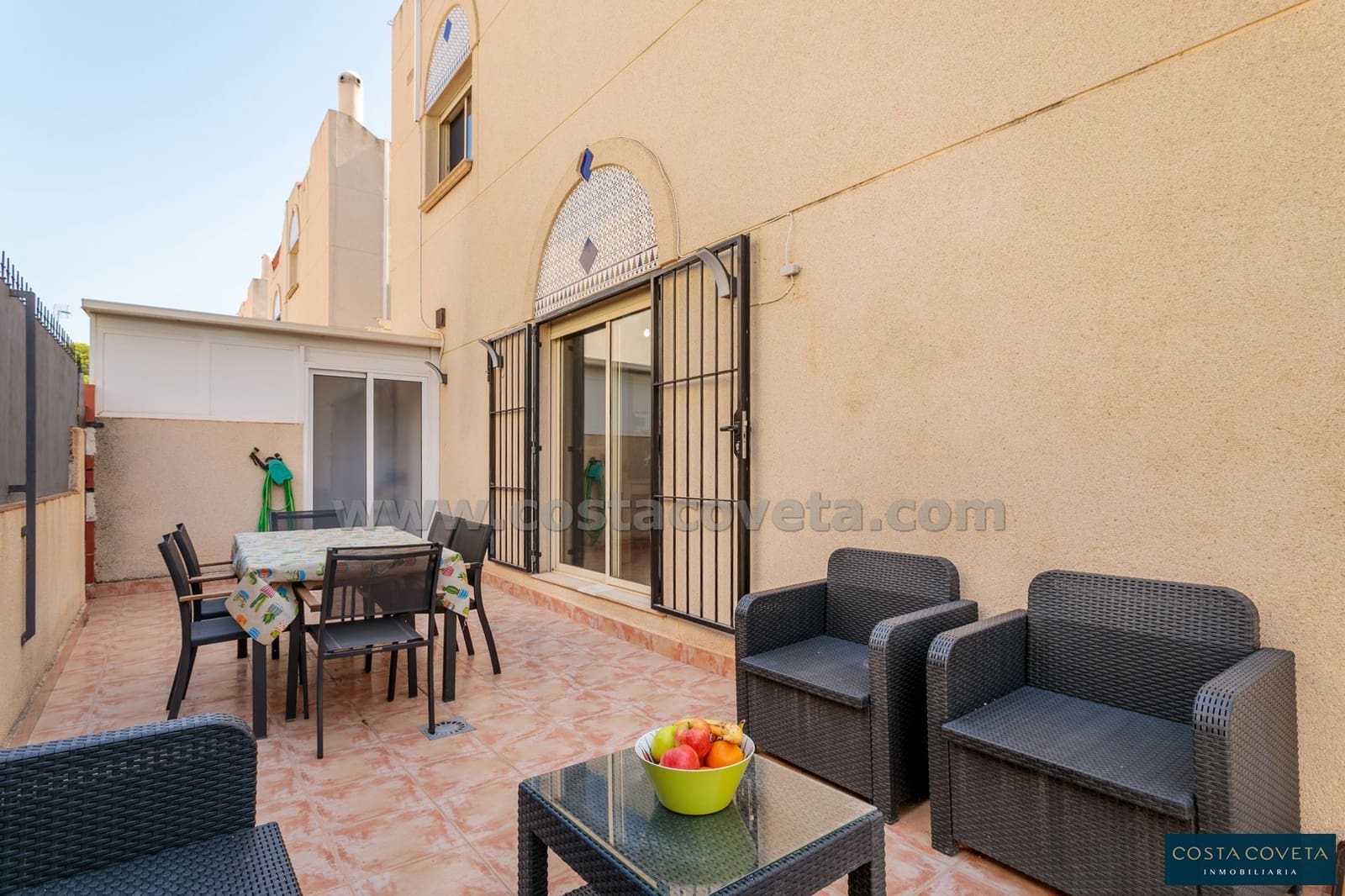 3 bedroom Semi-detached Villa for sale in El Campello with pool - € 357,500 (Ref: 9462607)