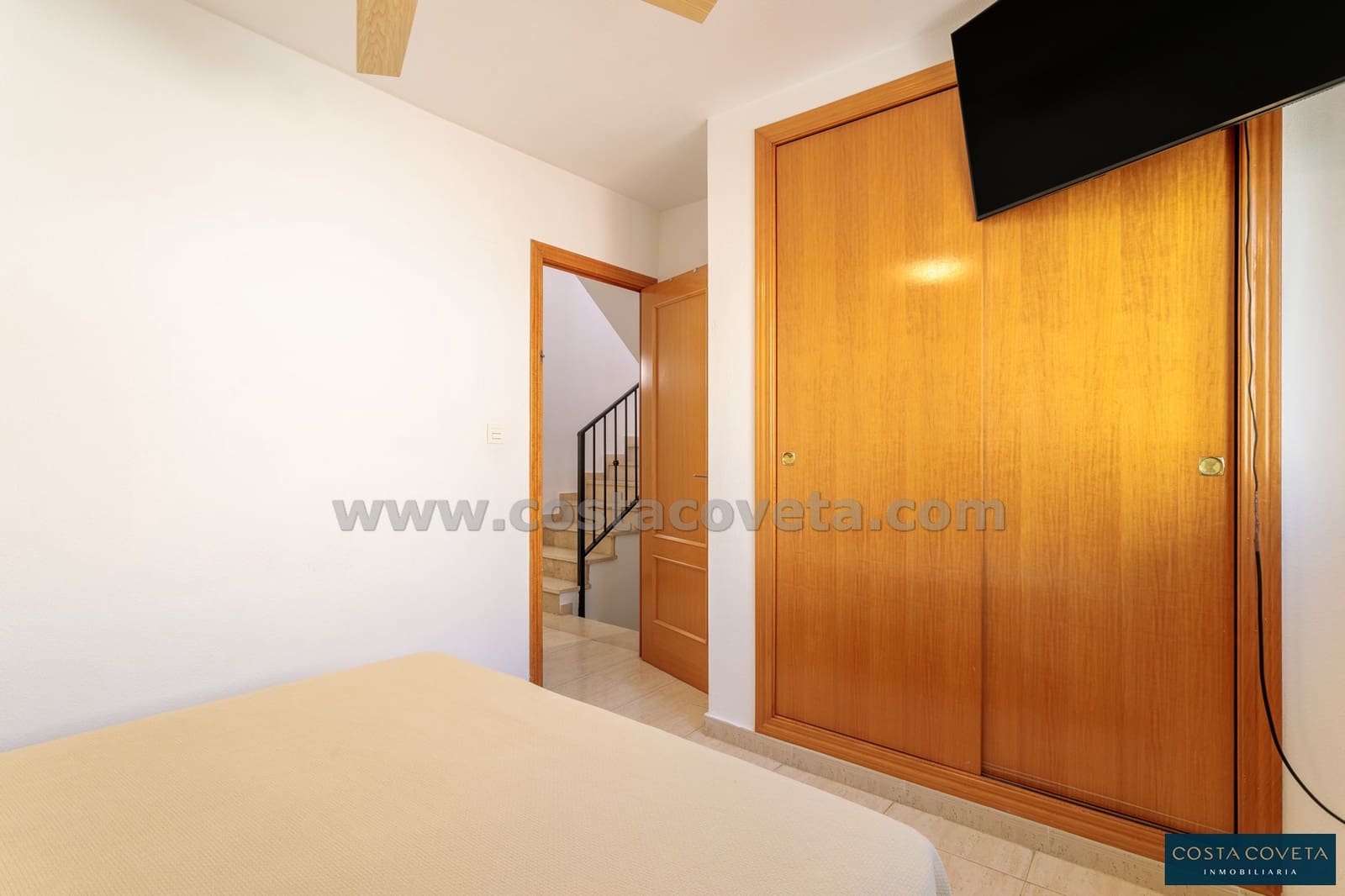 3 bedroom Semi-detached Villa for sale in El Campello with pool - € 357,500 (Ref: 9462607)