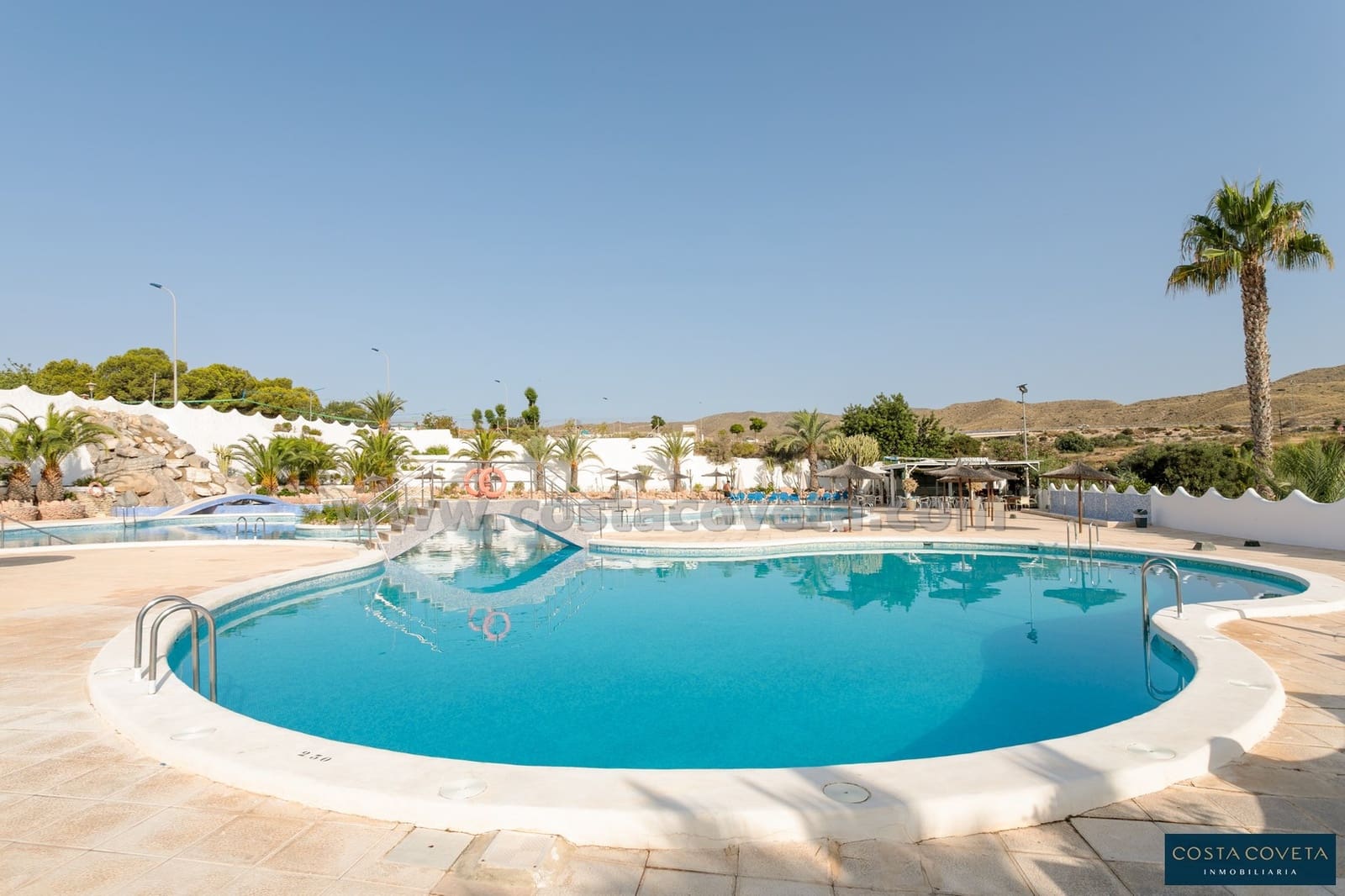 3 bedroom Semi-detached Villa for sale in El Campello with pool - € 357,500 (Ref: 9462607)